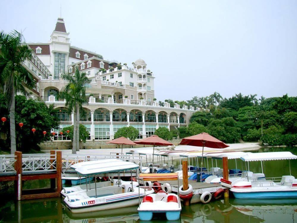 Clifford Golden Lake Hotel Foshan Exterior photo
